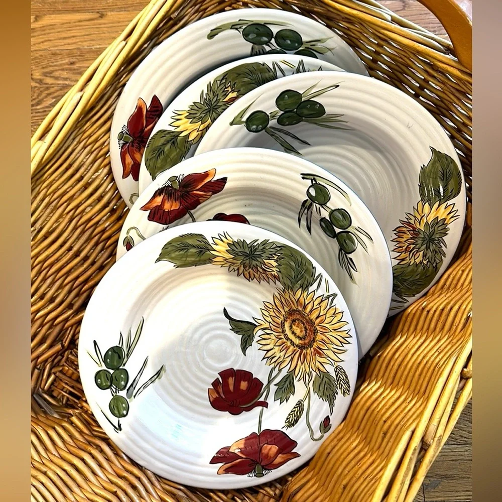 Pier 1 ONE Sunflower Fields Dinner Plate x 1